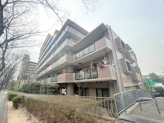 ステイツ千里中央の外観