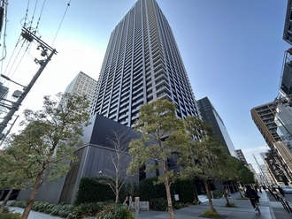 シティタワー大阪本町の外観