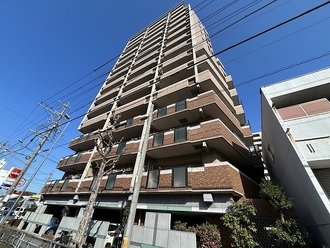 カルティア徳川の外観