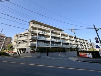 メイツ西山本通の外観