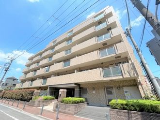 ローヤルシティ北赤羽の外観