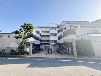 メイゾン小竹向原