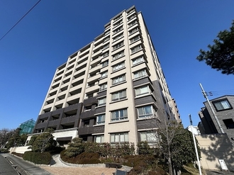 ルネ神戸住吉川清流の道の外観