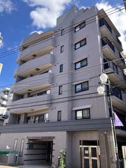 メゾンエクレーレ町田の外観