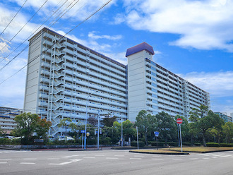 東建検見川マンションＡ棟７階の外観