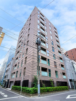グリーンパーク新富町の外観