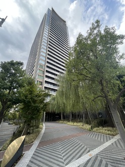 ＭＩＤ　ＴＯＷＥＲ　ＧＲＡＮＤの外観