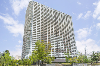 ブリリア有明スカイタワーの外観