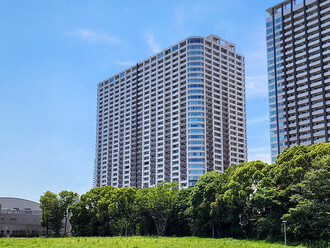 ブリリア有明スカイタワーの外観