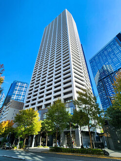 コンシェリア西新宿ＴＯＷＥＲ’ＳＷＥＳＴの外観