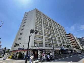 シャンボール第２新大阪の外観