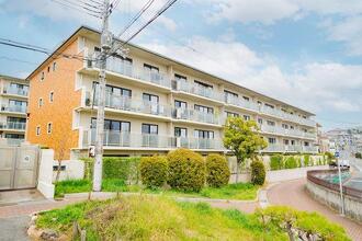 メゾン岡本の外観