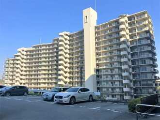 ラヴェニール宝塚中山台プルミエの外観