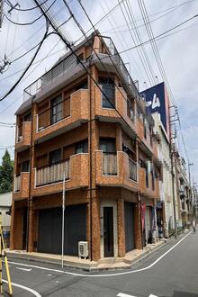 高島平パールマンションの外観