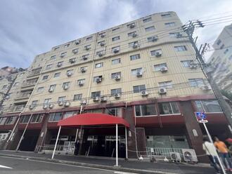 ライオンズ名古屋ビルの外観