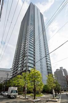 ジオタワー天六の外観