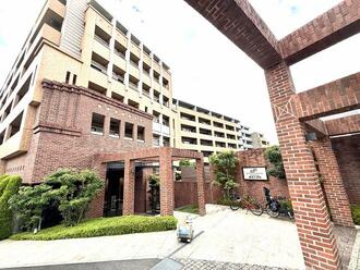 クレストフォルム横浜片倉町の外観