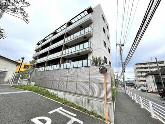 エクセレントシティ下総中山IIIプレシャスコートの外観