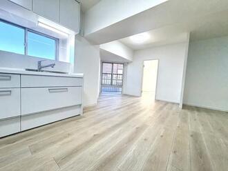 パレス守山の外観