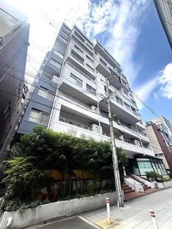 老松コーポの外観