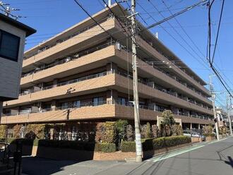 コスモ保土ヶ谷パークフォルムの外観