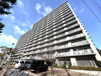 ファミールハイツ堺　II番館の外観