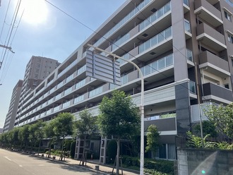 BELISTA平野西脇の外観