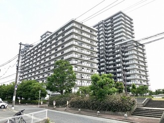 ファミールハイツなかもずの外観