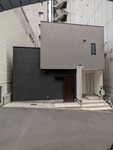 011