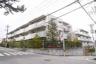 パークハイム上甲東園くすのき通りの外観