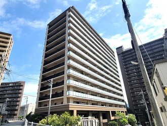 ウエリス宝塚の外観