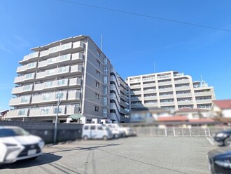 エーベル塚口の外観