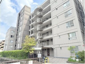 甲子園第8コーポラスの外観