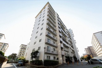 コープ野村第壱伊丹B棟の外観