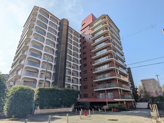 ローズハイツ宝塚の外観