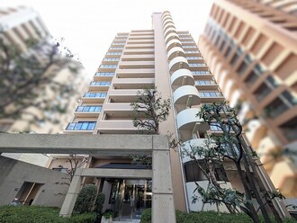 藤和宝塚ホームズ弐番館の外観