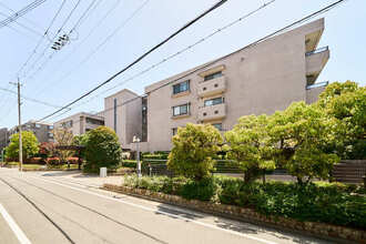 ファミール・グラン芦屋の外観