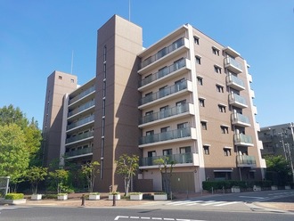 夙川アンビロンの外観