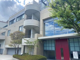 パレロワイヤル芦屋川の外観