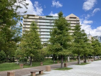 RICウエストコート7番街3番館の外観
