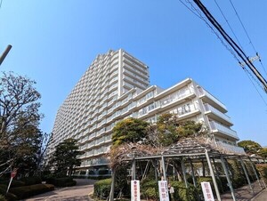 ファミールハイツ明石弐番館の外観