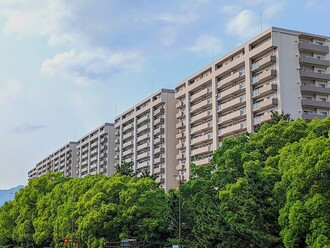 神戸ポートビレジ3号棟の外観