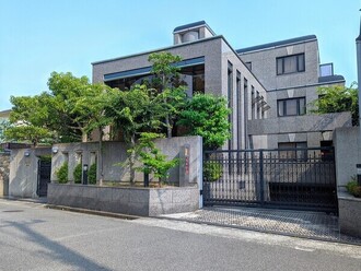 ベルサンク六甲の外観