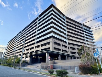リーデンススクエア学園東町の外観