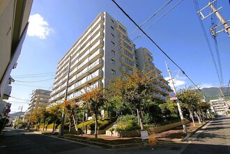 ファミール六甲