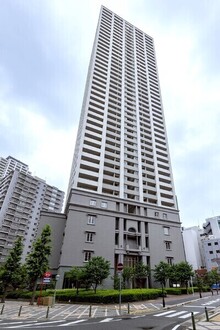 Ｄ’グラフォート神戸三宮タワーの外観