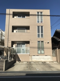 ソラリア一番町の外観