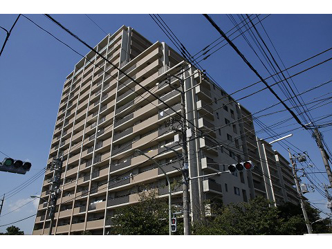 オーベルグランディオ萩中-0-0