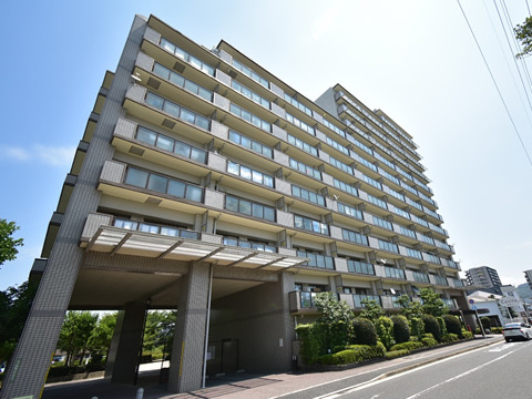 ファミール祇園長束