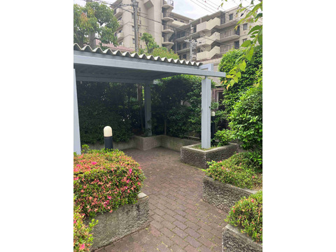 ファミーユ香枦園-h